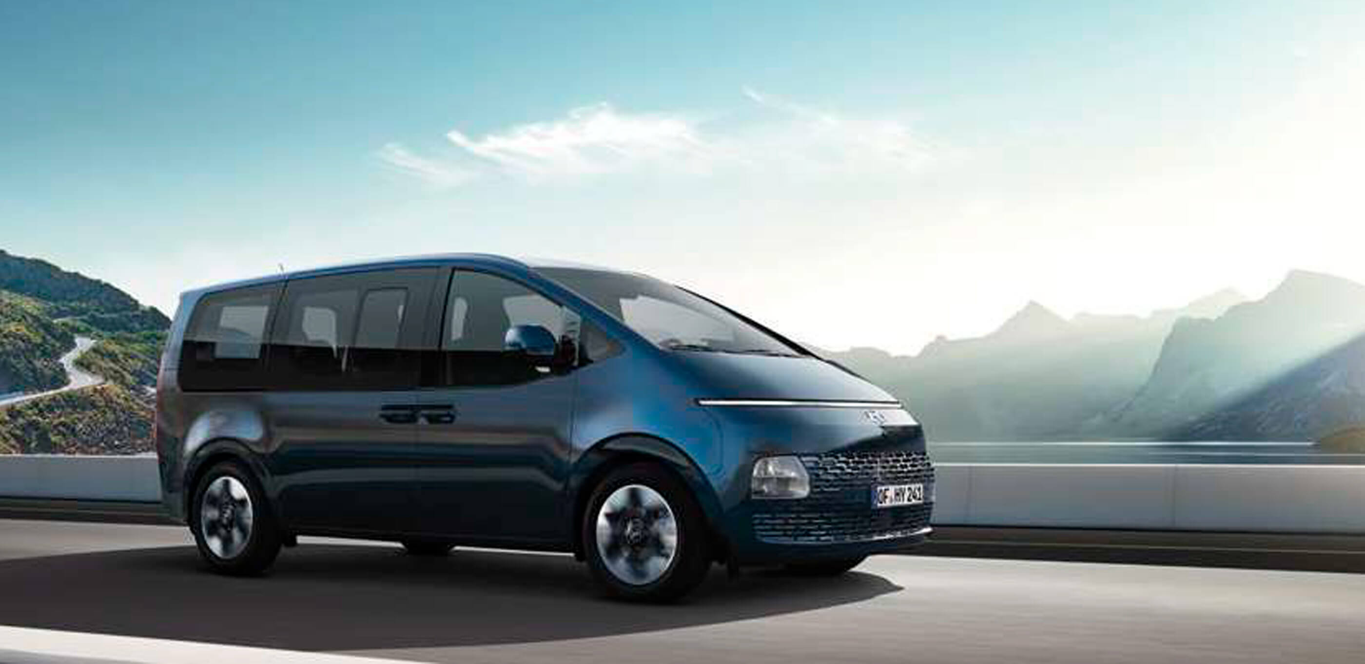 H1 Staria Minibus