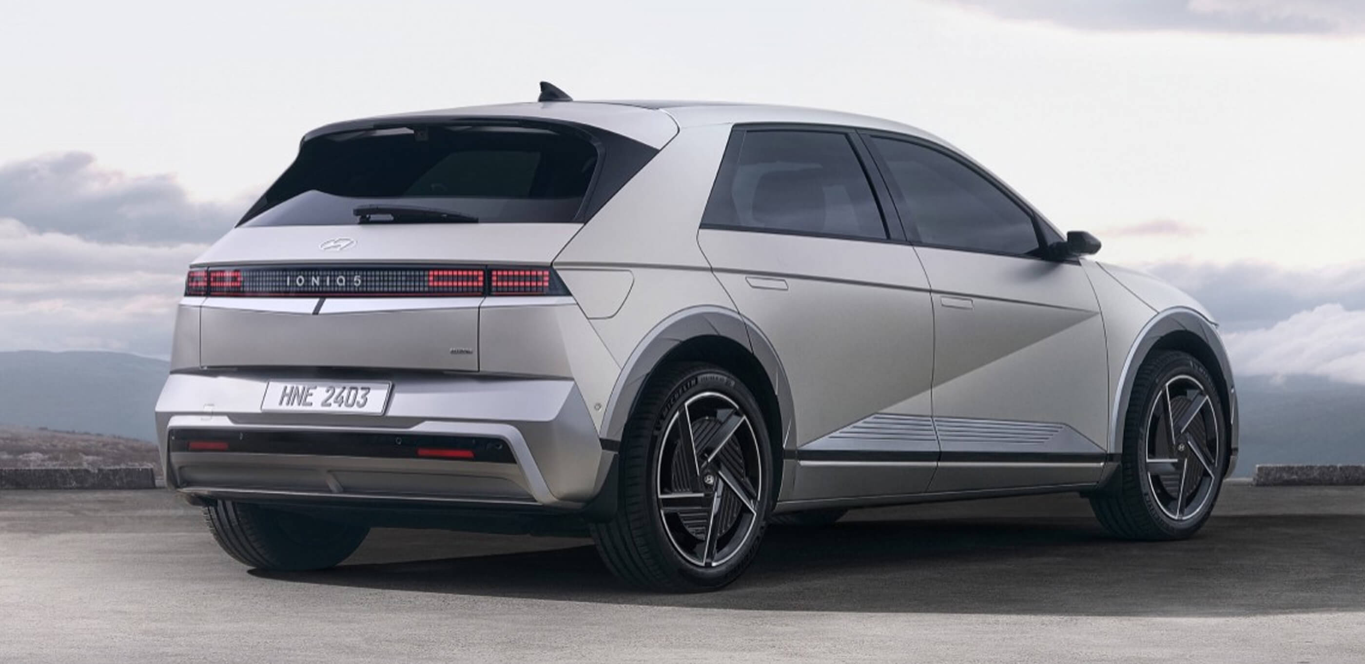 IONIQ